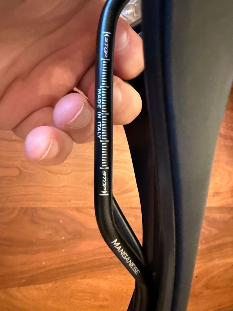 Used Pinarello Most Lynx Aircross Saddle 2025 bike — image 2 of 5