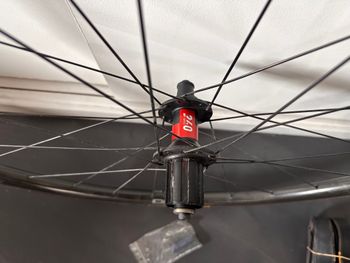 Used Duke Paire de Roues Cabrone Moyeu DT Swiss 240 2018 bike — image 2 of 6
