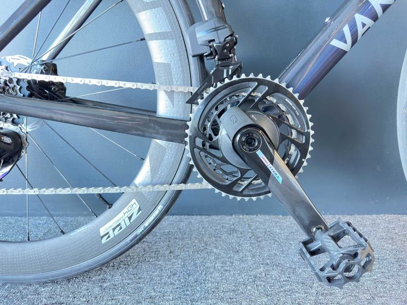 Použité Zipp 404 Firecrest Disc 2026 bike — obrázek 1 z 3