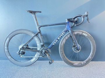 Použité Zipp 404 Firecrest Disc 2026 bike — obrázek 3 z 3