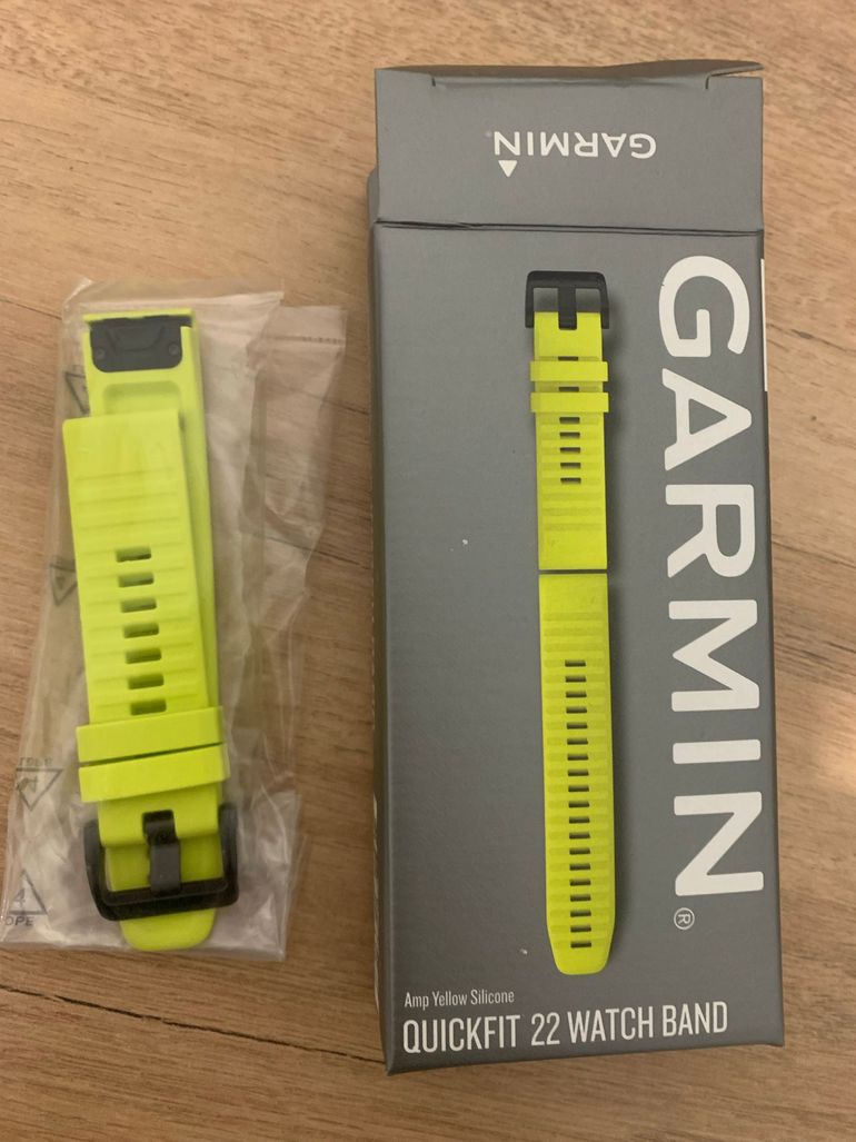 Used Garmin QuickFit 22 mm bike — image 2 of 2