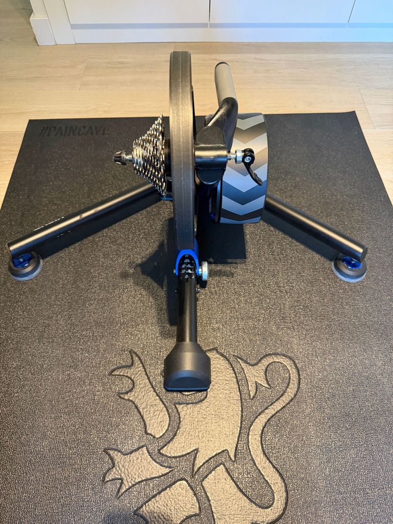 Used Wahoo KICKR Smart Trainer 2025 bike — image 6 of 10