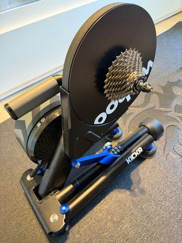 Brugt Wahoo KICKR Smart Trainer 2025 bike — billede 8 af 10