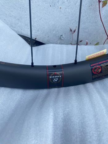Used Reserve 34/37 TA 2026 bike — image 2 of 4