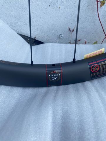 Used Reserve 34/37 TA 2026 bike — image 2 of 4