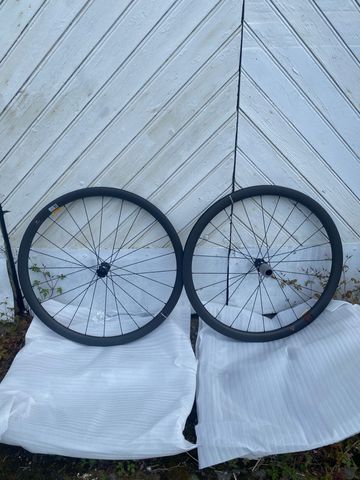 Used Reserve 34/37 TA 2026 bike — image 1 of 4