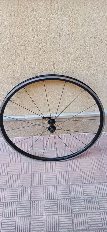 Used Giant Pr 2021 bike — image 2 of 4