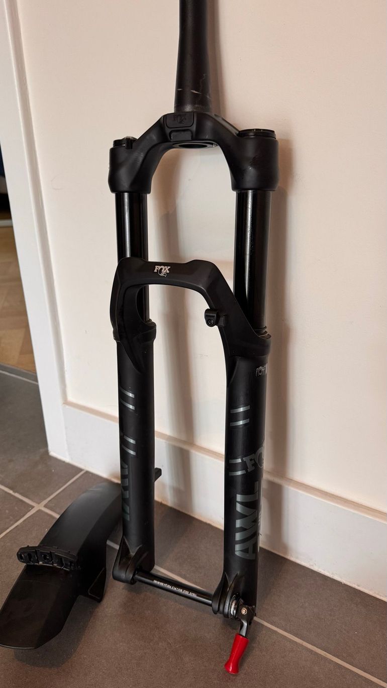 Used Fox 36 AWL HD 27.5 2025 bike — image 2 of 4