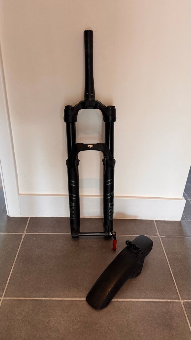 Used Fox 36 AWL HD 27.5 2025 bike — image 3 of 4
