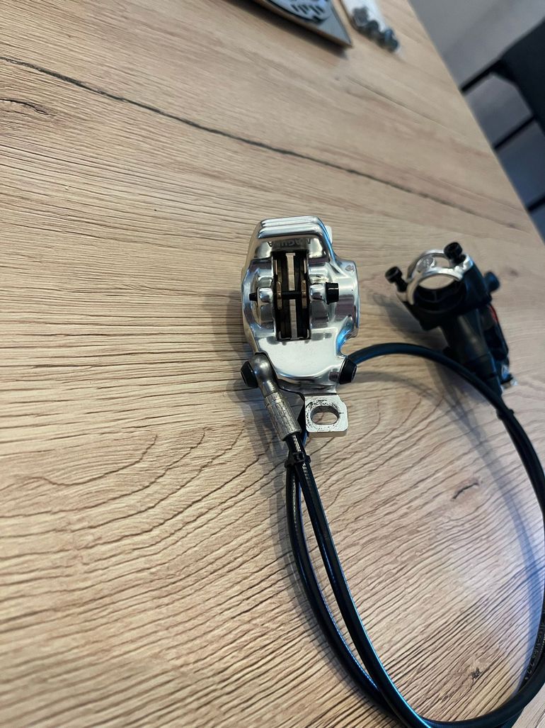 Used Magura MT8 Pro Disc Brake Set bike — image 9 of 10