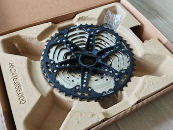 Used Shimano CS-M7100-12 2026 bike — image 9 of 9