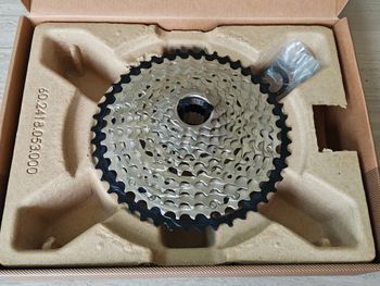 Used Shimano CS-M7100-12 2026 bike — image 4 of 9