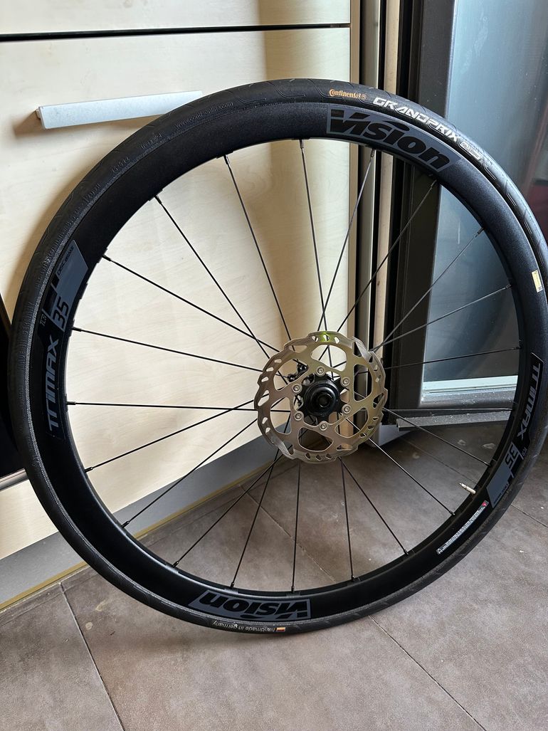 Used Vision Trimax 35 Wheelset 2025 bike — image 8 of 16