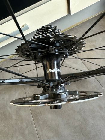 Used Vision Trimax 35 Wheelset 2025 bike — image 2 of 16