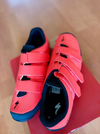Used Specialized MTB Shoes 2025 bike — image 3 of 4