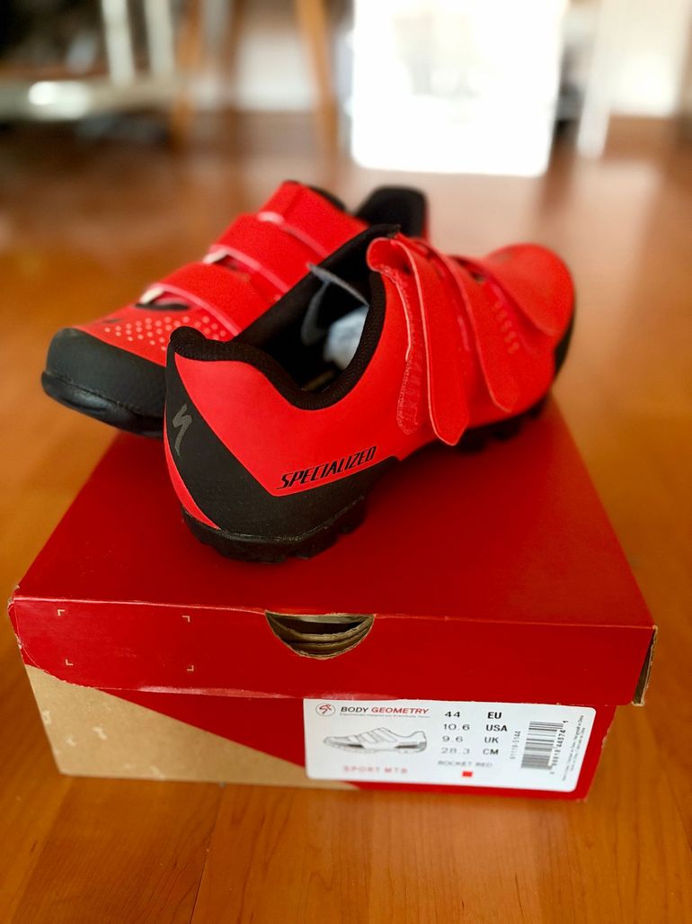 Used Specialized MTB Shoes 2025 bike — image 1 of 4