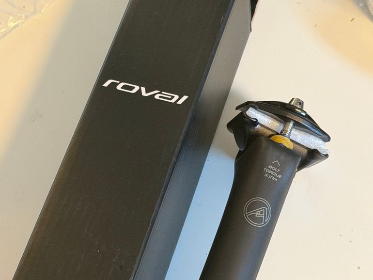 Used Roval Alpinist Carbon Seatpost bike — image 1 of 6