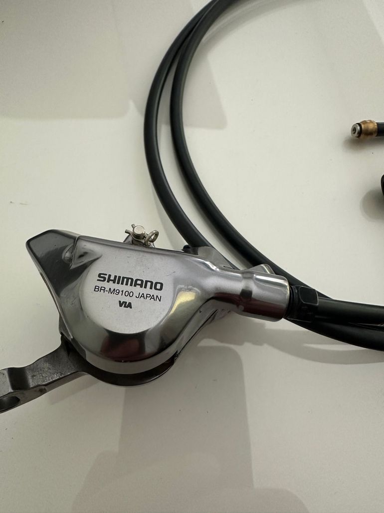 Used Shimano XTR BR-M9100 BL-M9100 bike — image 4 of 5