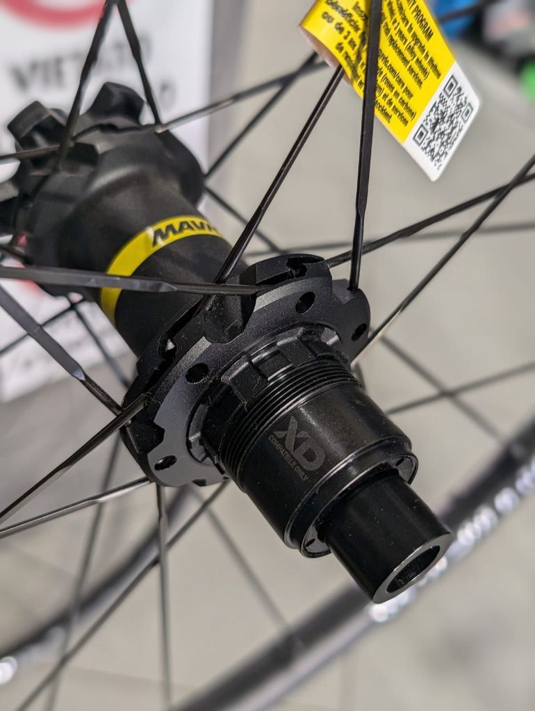 Mavic crossmax sl s 2023 bike d'occasion — image 4 sur 5