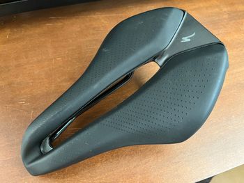 Used Specialized Sitero Plus 155mm Saddle with Direct Mount Reserve Rack bike — image 3 of 3