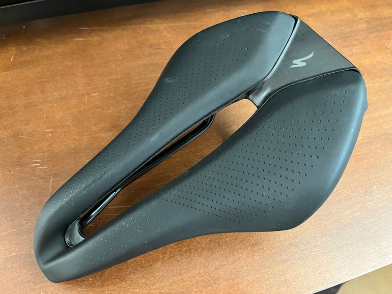 Used Specialized Sitero Plus 155mm Saddle with Direct Mount Reserve Rack bike — image 3 of 3