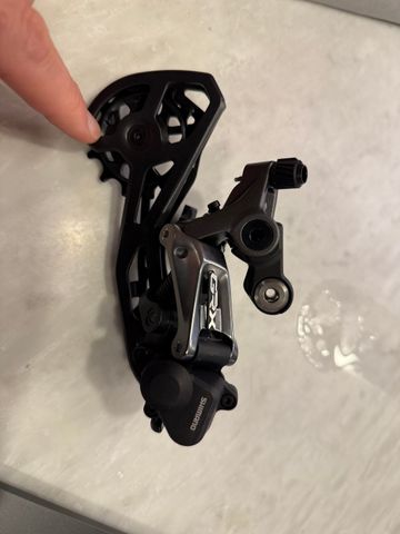 Used Shimano GRX600, 11-speed rear derailleur 2025 Drivetrain & Pedals