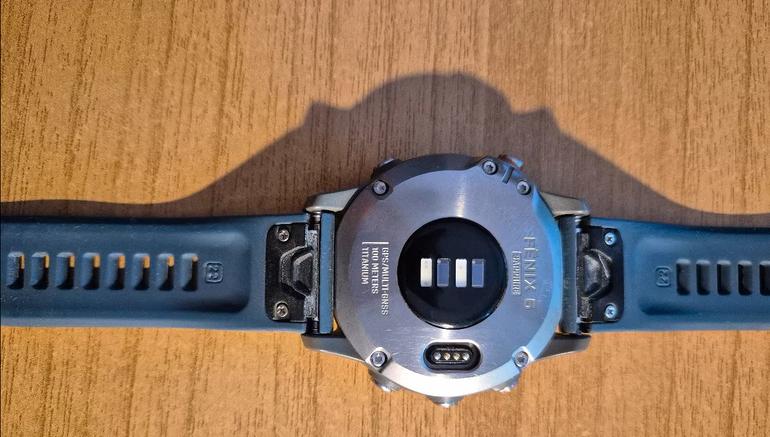 Used Garmin Fenix 6 Sapphire bike — image 2 of 5