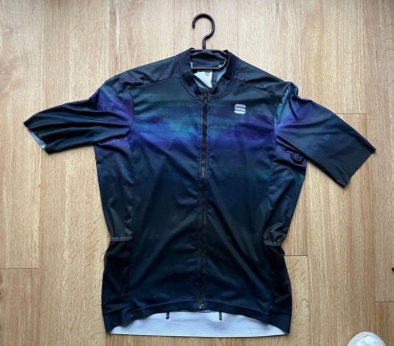 Used Sportful Supergiara 2 Jacket bike — image 1 of 3