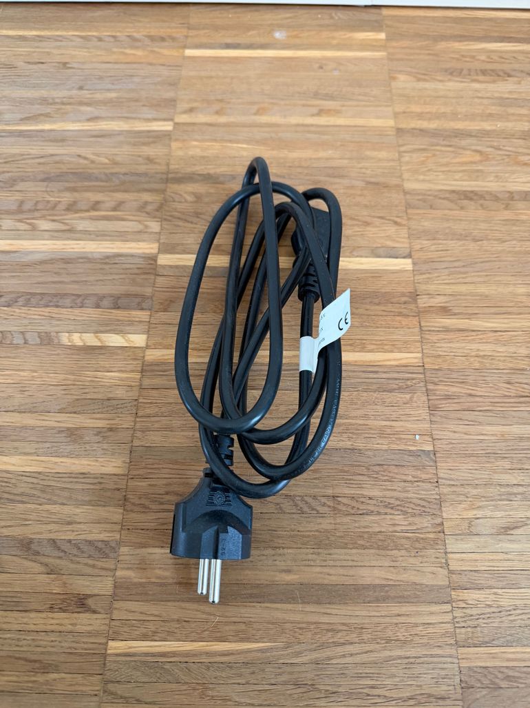 Used Tacx Flux S Smart Trainer 2022 bike — image 6 of 6