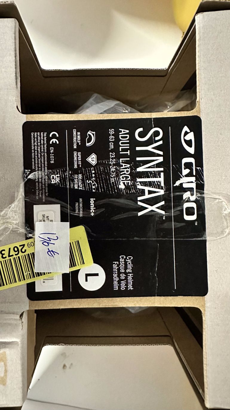 Used Giro Syntax Helmet bike — image 3 of 5