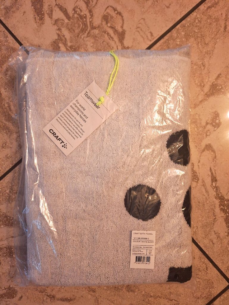 Used Craft Sportswear caft bath towel 2026 bike — image 1 of 4