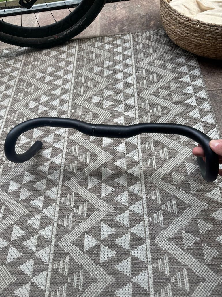 Used Specialized Hover Expert Alloy 15 mm Rise Handlebar 2021 bike — image 2 of 4