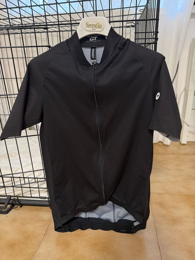 Used Assos MILLE GT JERSEY C2 bike — image 1 of 3