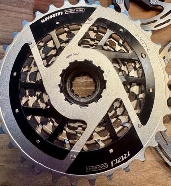 Used Sram RED AXS E1 Schaltgruppe mit Powermeter bike — image 3 of 11