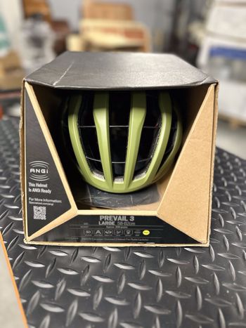 Used Specialized S-Works Prevail 3 Limited Edition Fjällräven Green bike — image 5 of 7