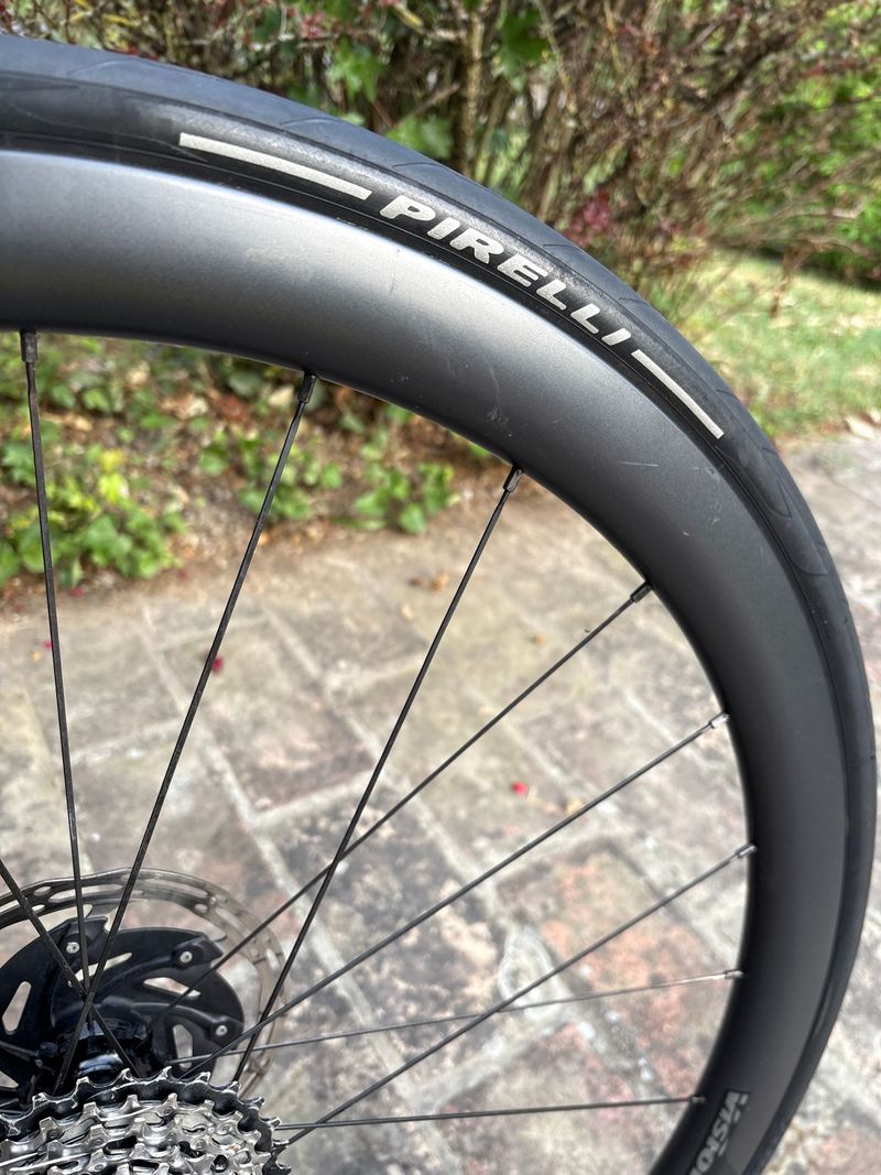 Used Vision TLR db SC40 2024 bike — image 7 of 13