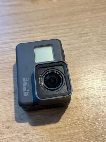 Used GoPro Hero5 Black 2016 bike — image 2 of 5