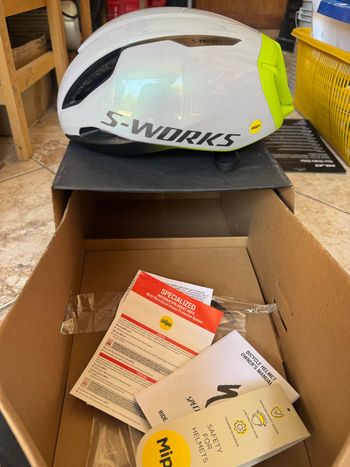 Used Specialized Evade 3 Helmet bike