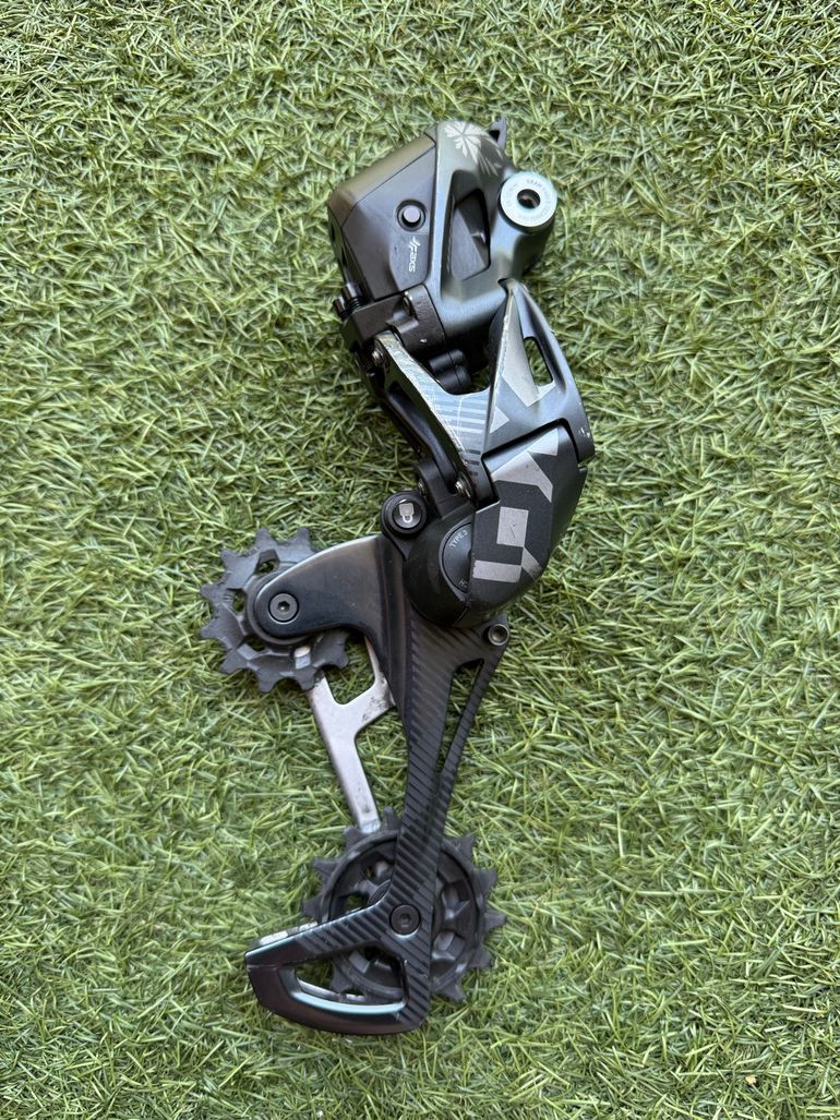 Used Sram X01 Axs 12V 2025 bike — image 5 of 8