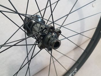 Used Fsa i29 Carbon 29" Disc Boost Shimano HG bike — image 12 of 25
