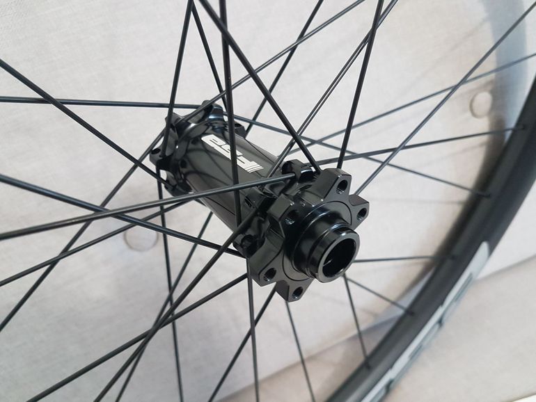 Used Fsa i29 Carbon 29" Disc Boost Shimano HG bike — image 14 of 25