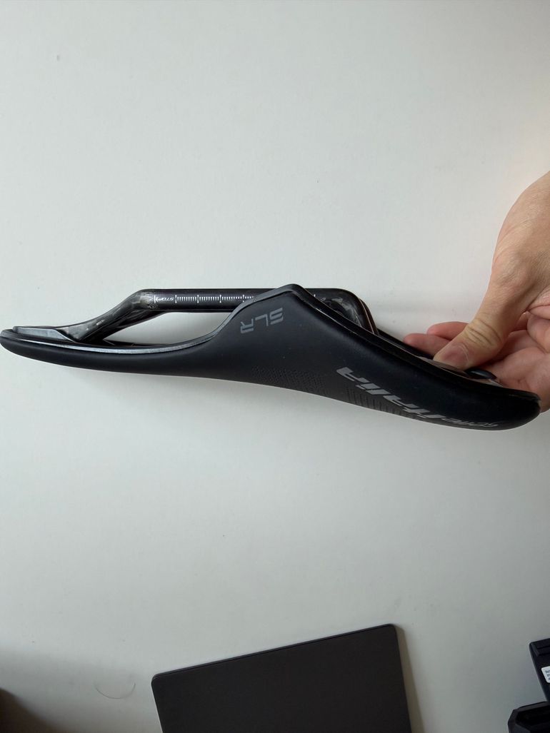 Used Selle Italia SLR Boost Kit Carbonio SuperFlow Saddle 145x248mm L3 bike — image 5 of 5