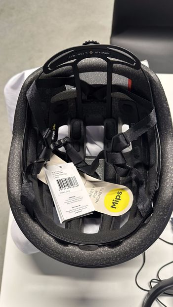 Used POC Omne Air MIPS Helmet bike — image 4 of 6