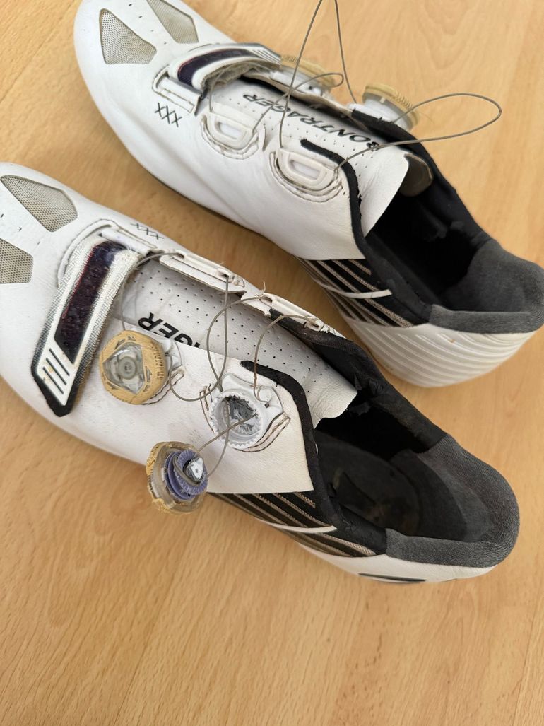 Used Bontrager XXX Road Shoes 43 bike — image 6 of 6