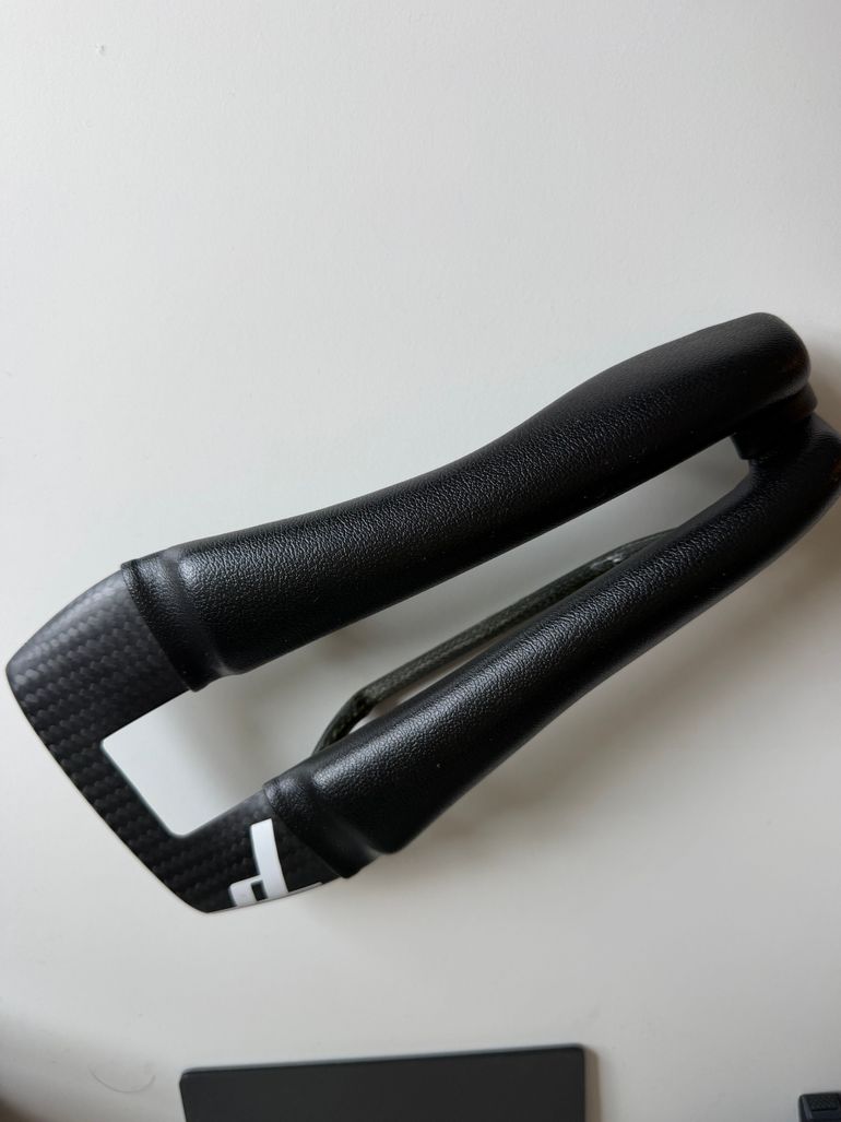 Used DASH Stage G3 Saddle - Standard 60mm bike — image 2 of 5