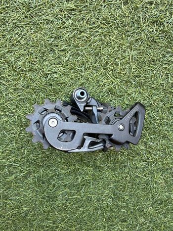 Used Sram Force Etap D1 Axs 2025 bike — image 3 of 10