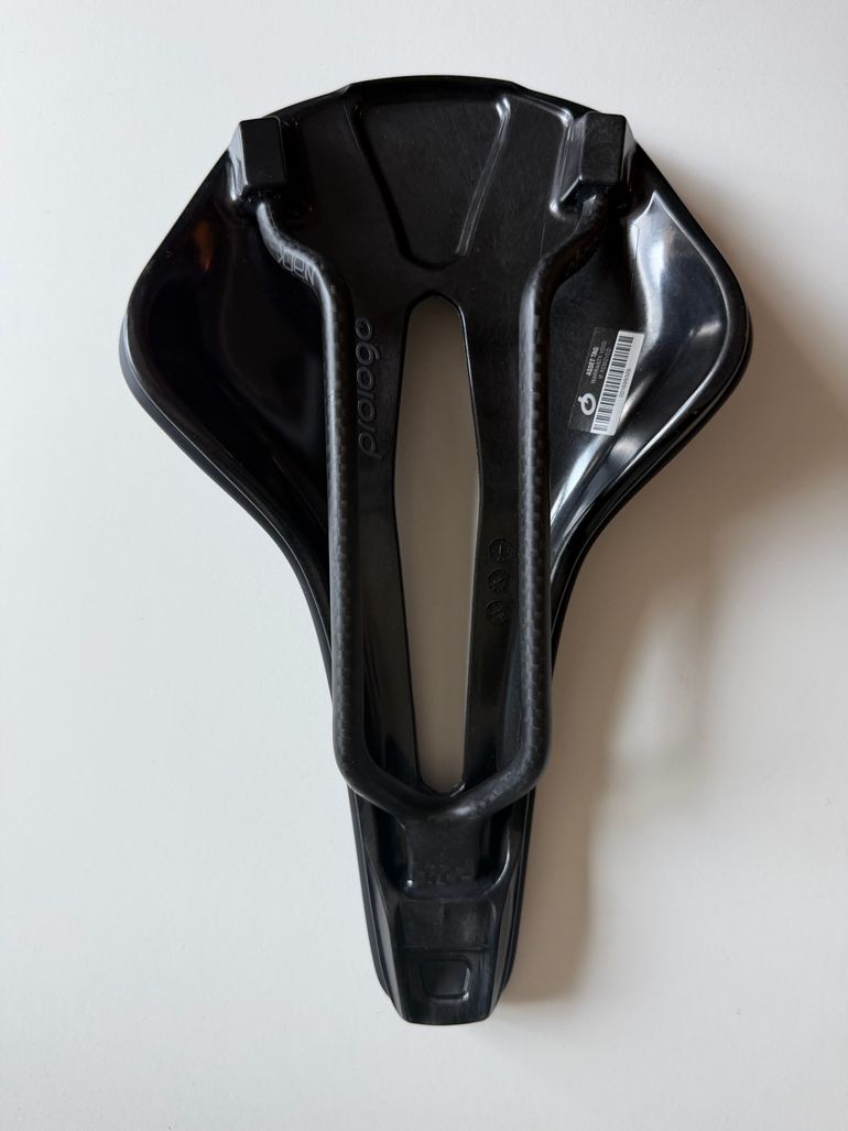 Used Prologo Nago R4 PAS Nack Saddle bike — image 4 of 5