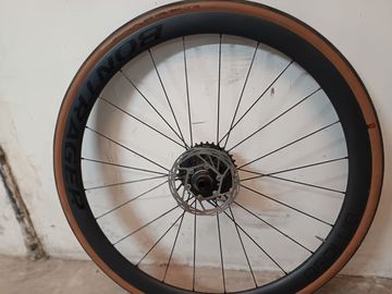 Używany Bontrager Aeolus Pro 37 2025 bike — zdjęcie 8 z 9