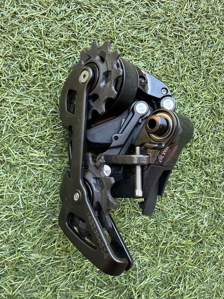 Used Sram Force Etap Axs 12V 36 2026 bike — image 7 of 8