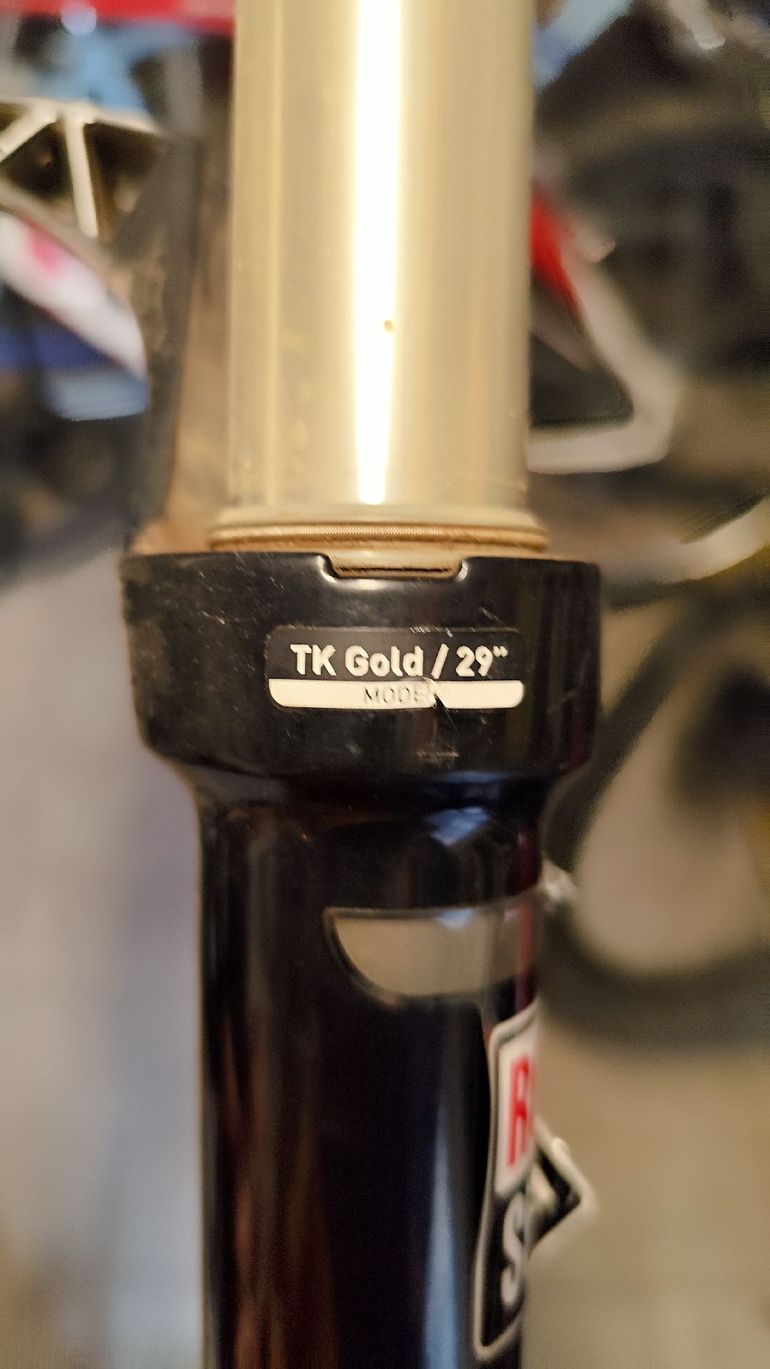 Used RockShox Recon Gold TK 29" 2015 bike — image 4 of 5